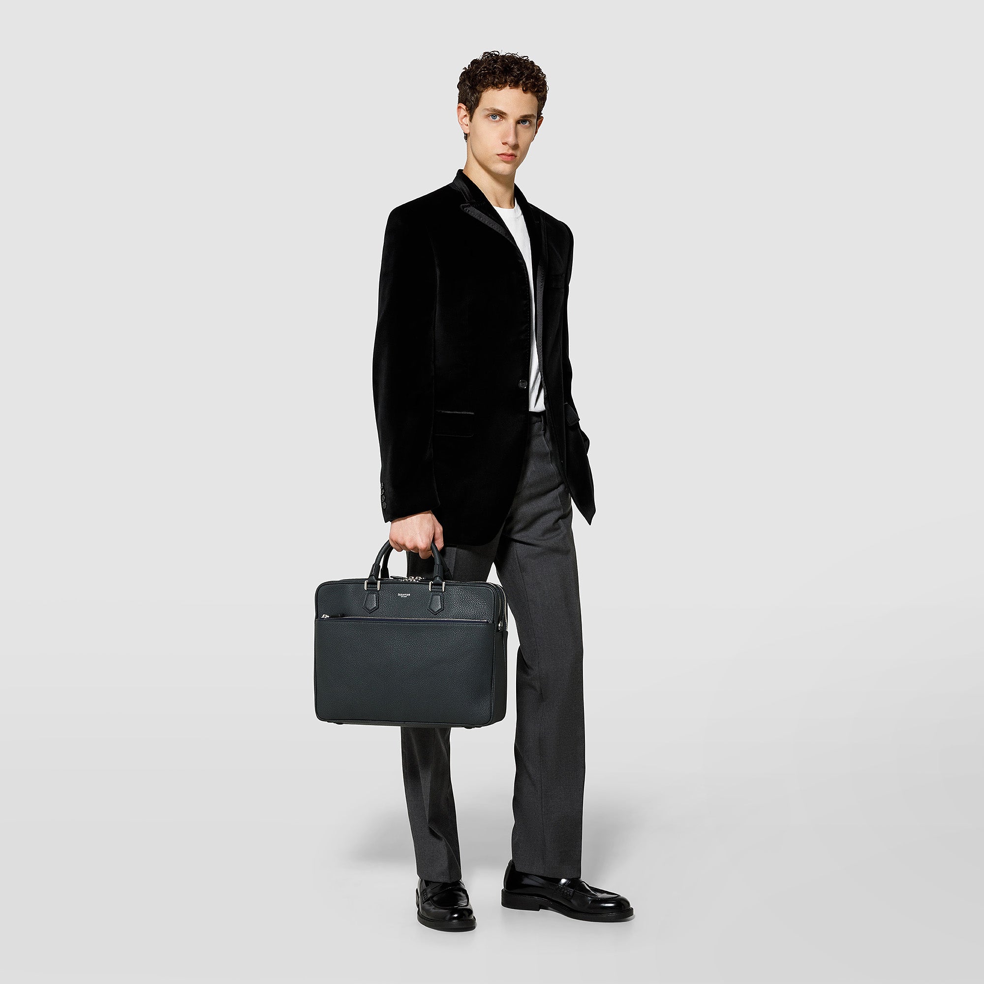 Large briefcase in cachemire leather navy blue – Serapian Boutique 