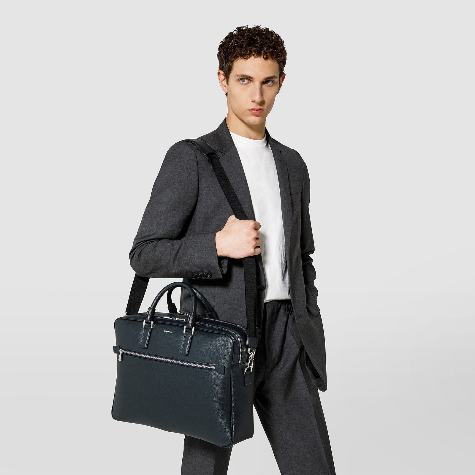 Double gusset briefcase evoluzione leather navy blue – Serapian Boutique  Online