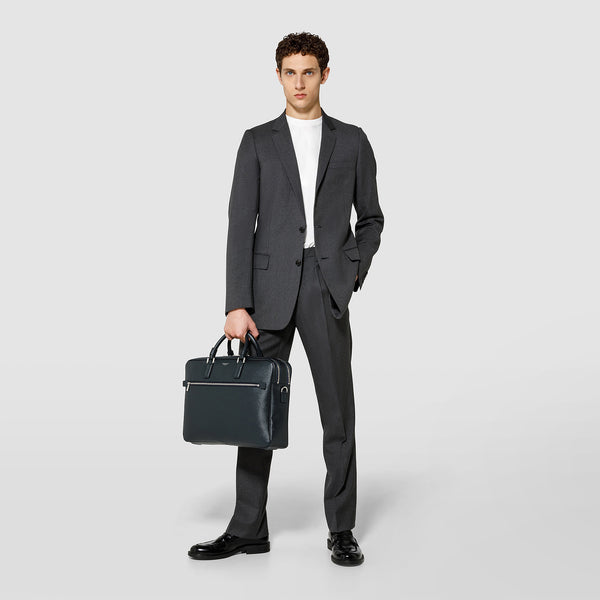 Extra slim briefcase in evoluzione leather navy blue – Serapian 