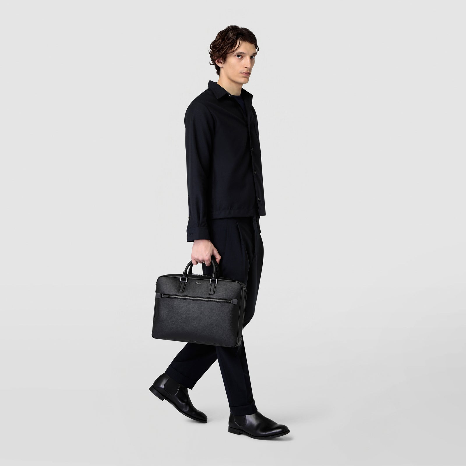 Slim briefcase in evoluzione leather eclipse black – Serapian Boutique  Online