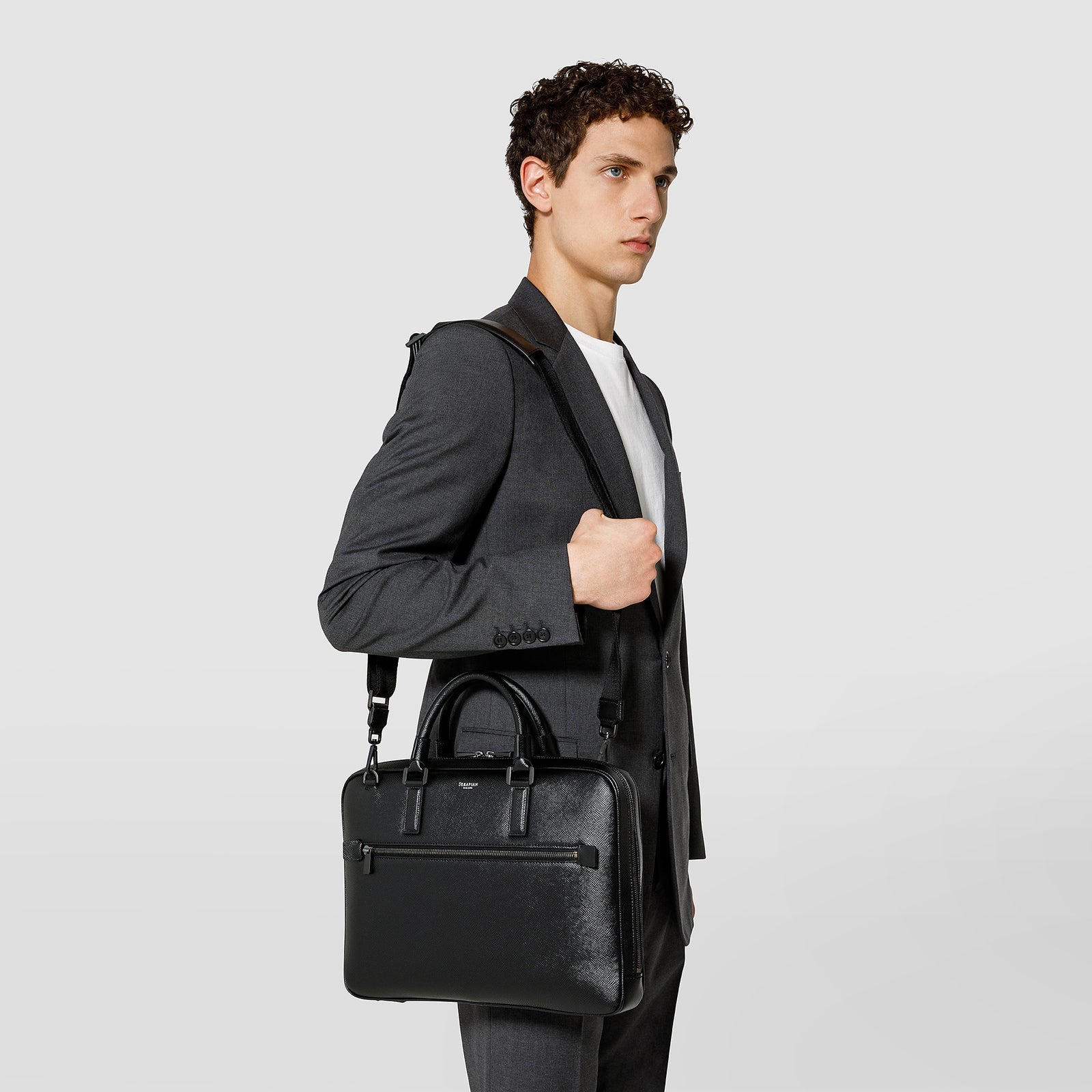 Extra slim briefcase in evoluzione leather eclipse black – Serapian  Boutique Online