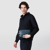 Washbag in evoluzione leather - denim blue