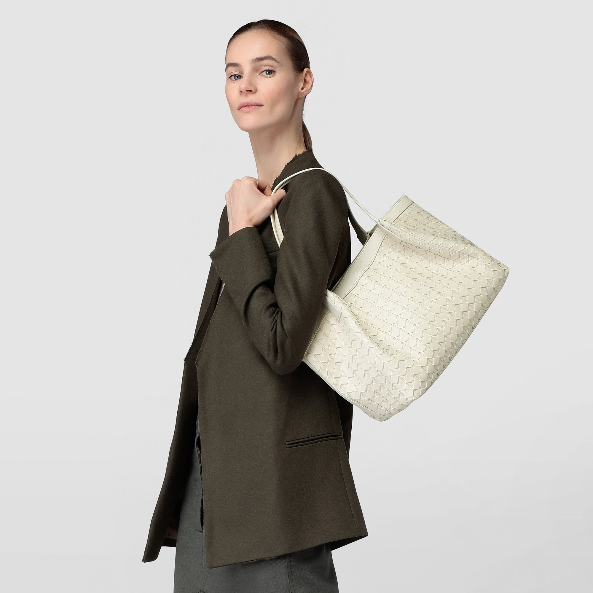 Small secret tote bag in mosaico off-white – Serapian Boutique Online