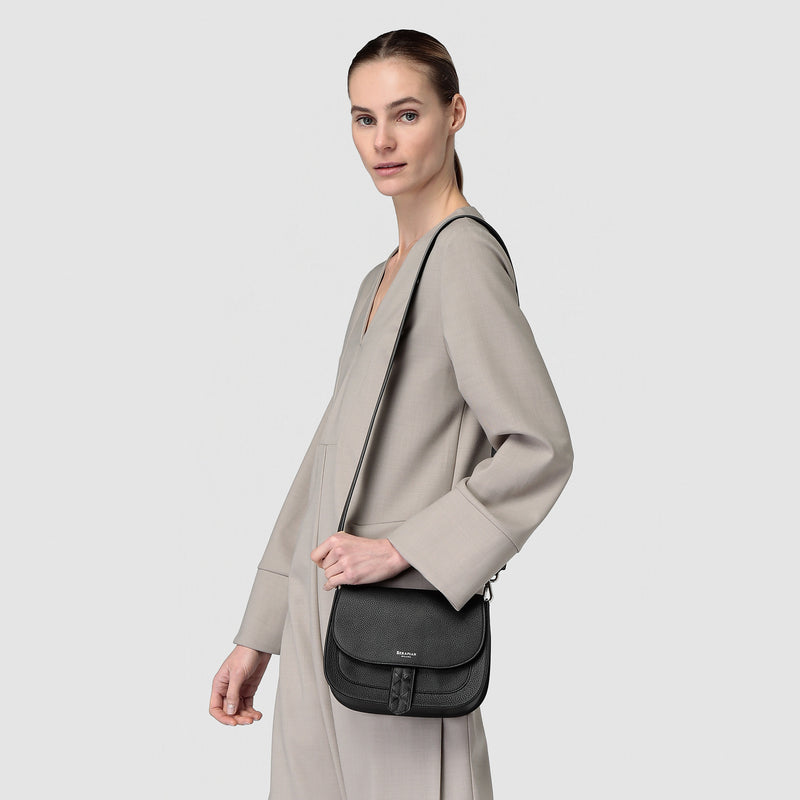 Luna crossbody bag in rugiada leather black – Serapian Boutique Online