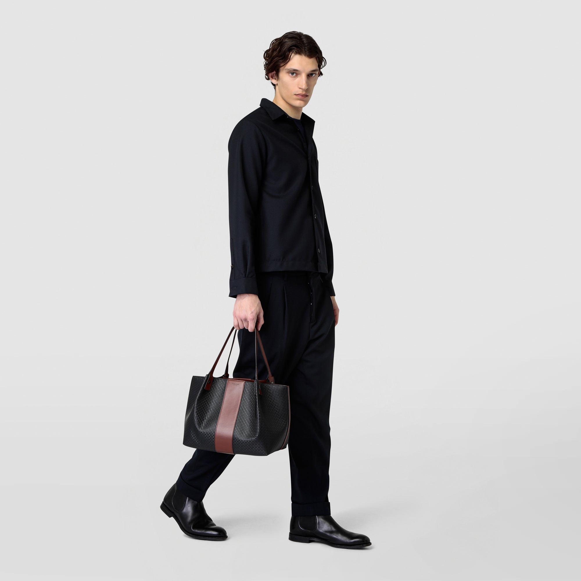 Small secret tote bag in stepan 72 black cuoio – Serapian Boutique Online