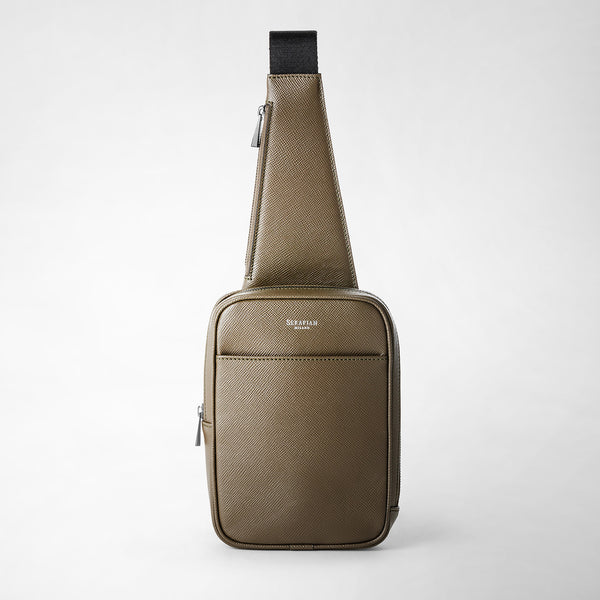 Sling backpack in evoluzione leather olive green Serapian